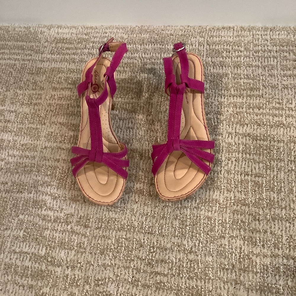 Shoes - Picture 1 of 4